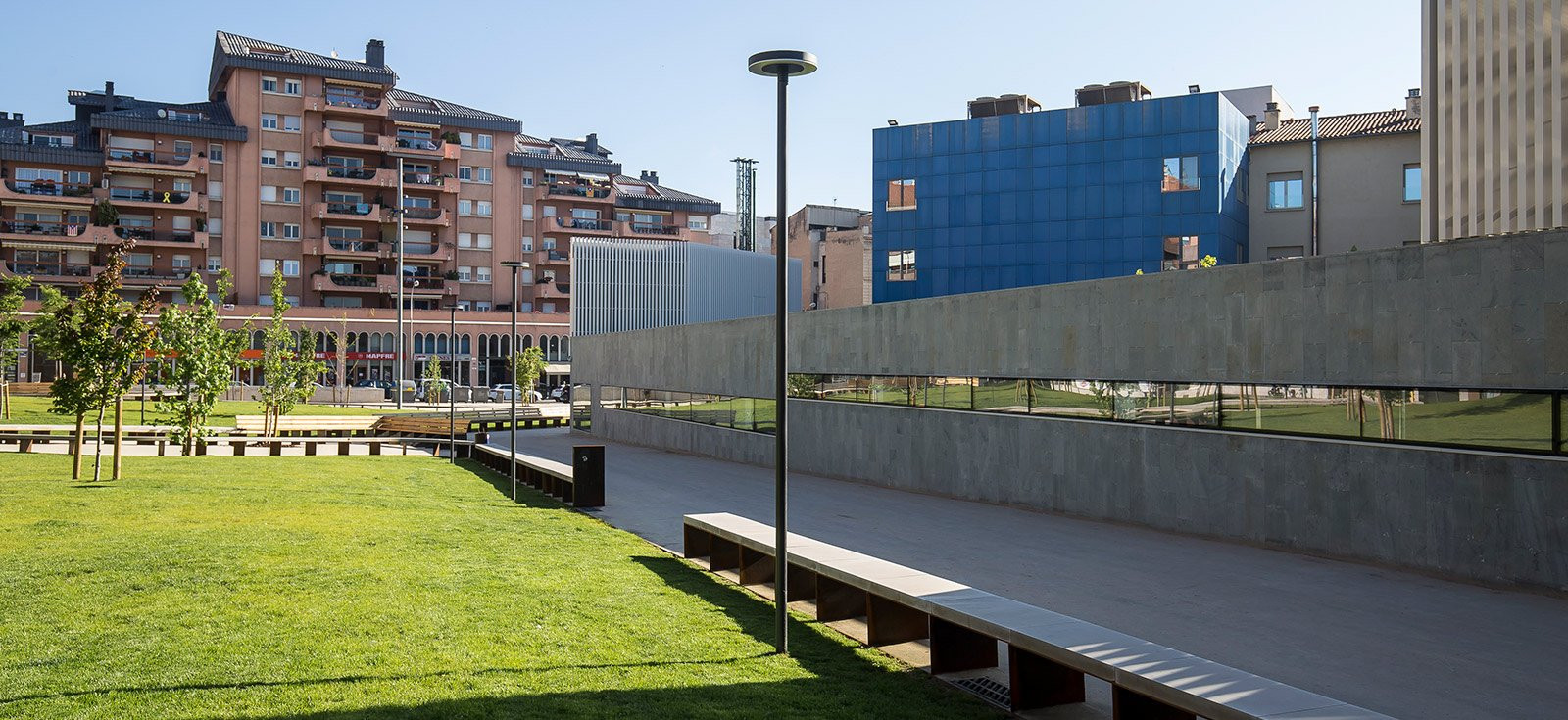 Espacio exterior del Hospital Universitari de la Santa Creu