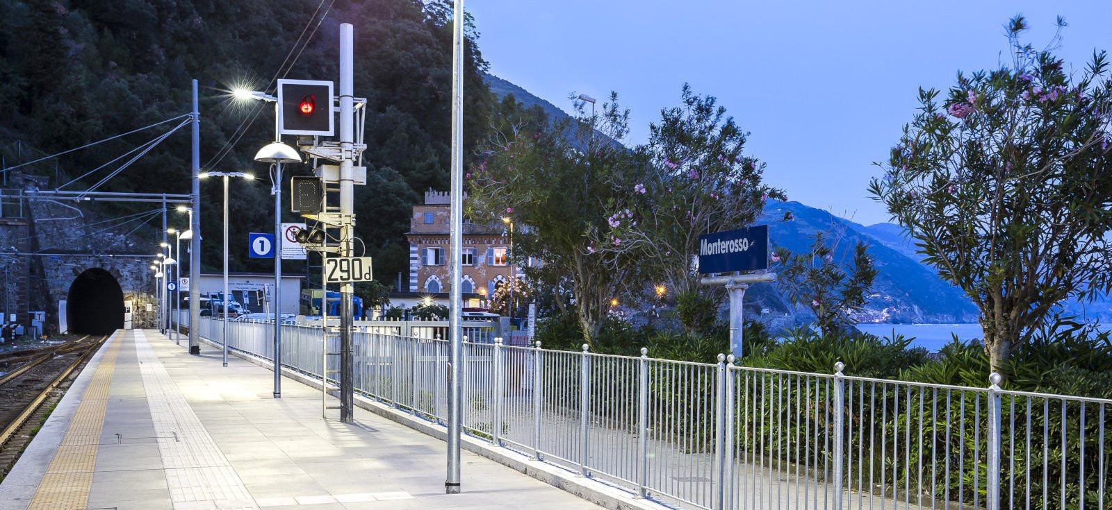 Stazione ferroviaria